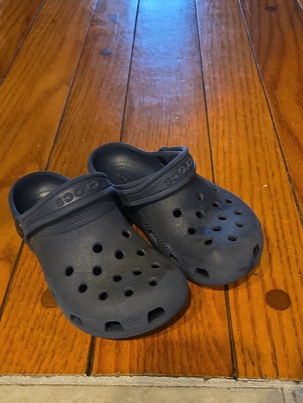 Kids Crocs - Picture 2 of 2
